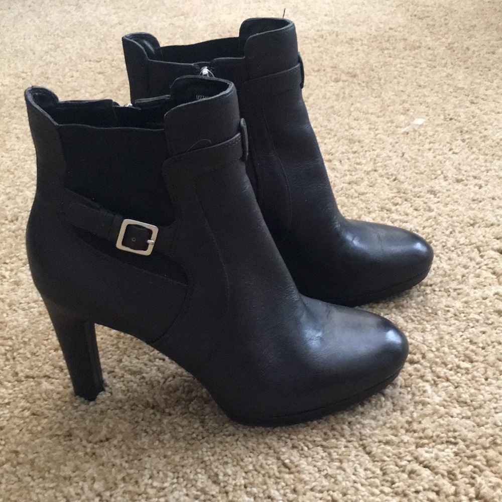 Rockport black booties